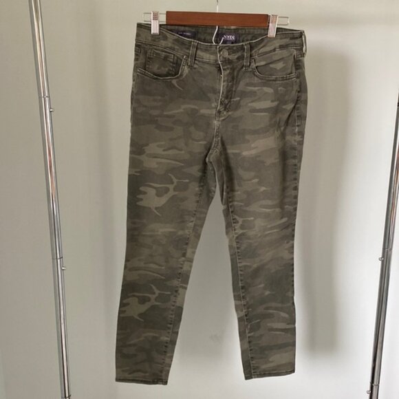 NYDJ camo denim size 8 AMI skinny ankle jeans - Picture 1 of 9